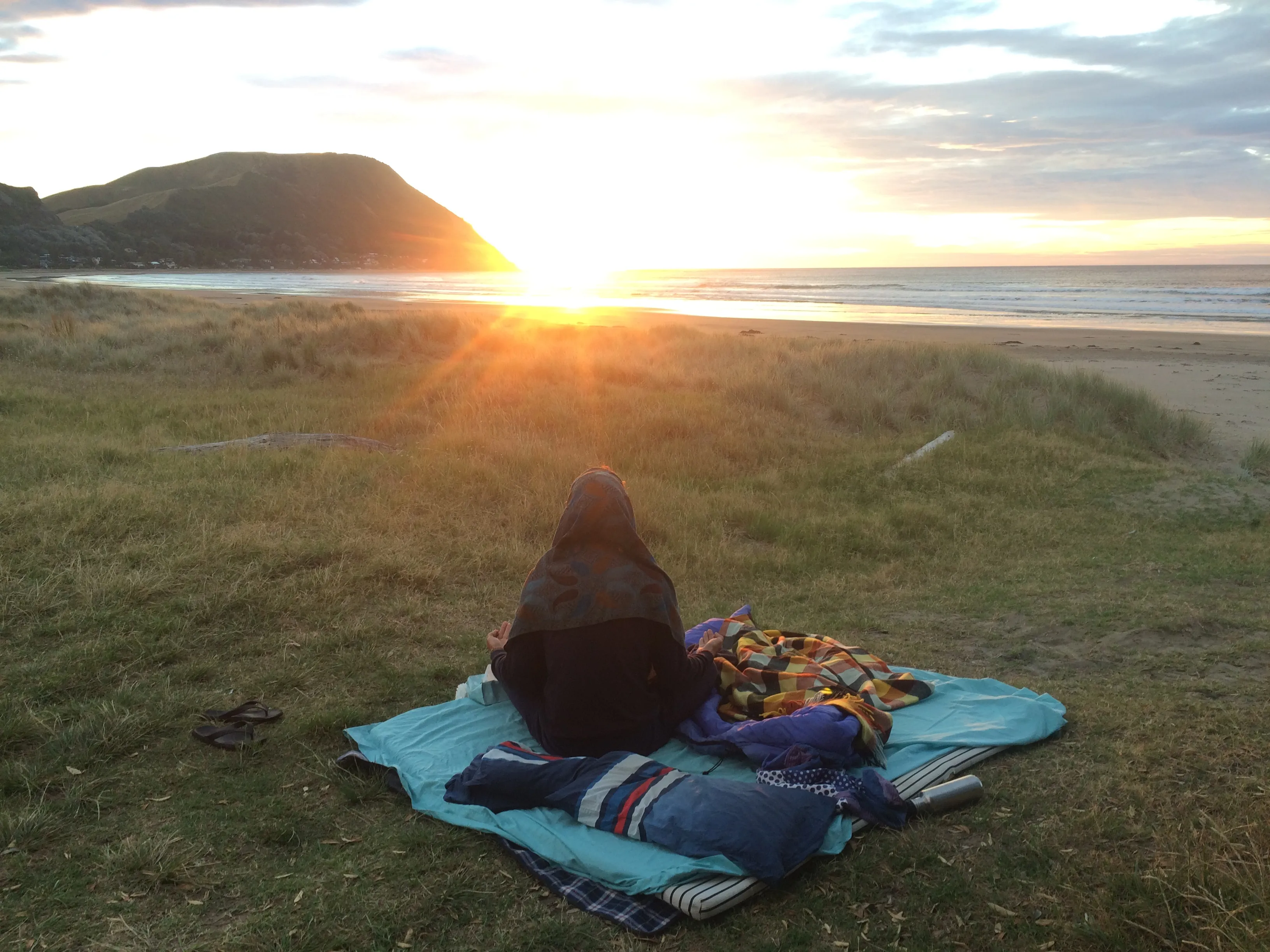 Séance de respiration et préparation mentale au coucher du soleil avec Zourit École de Surf à La Réu